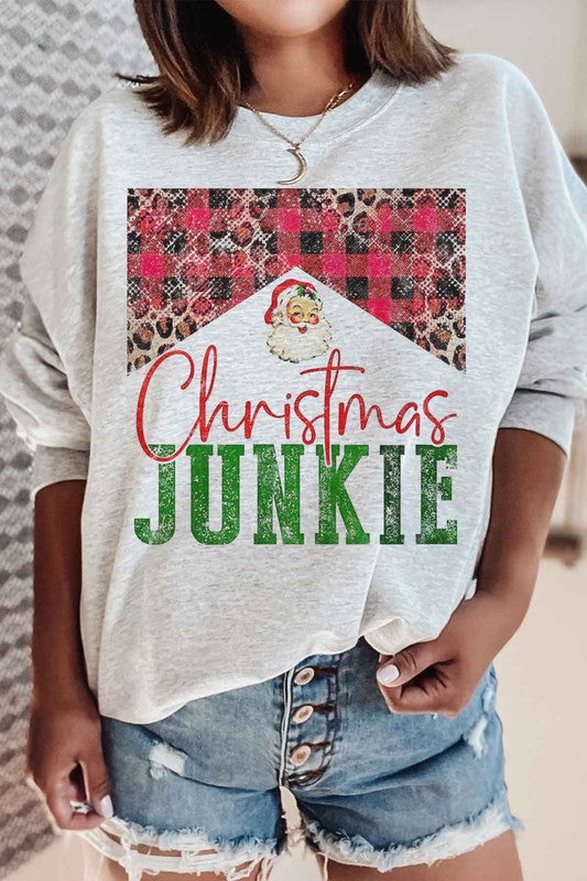 CHRISTMAS JUNKIE GRAPHIC SWEATSHIRT THRIXINE
