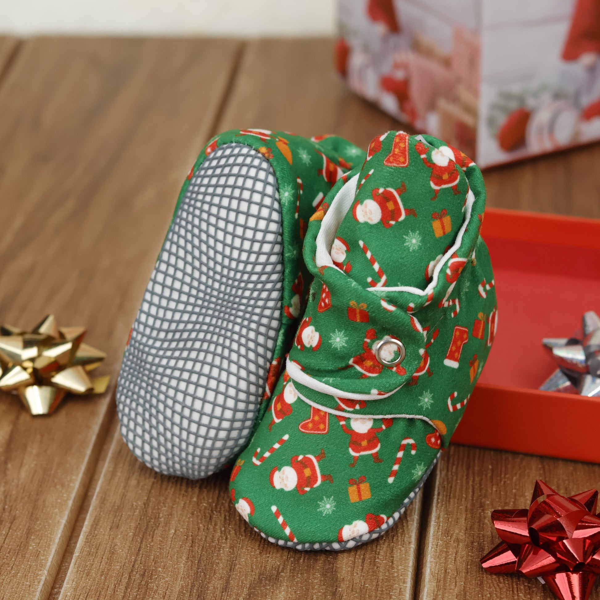 Organic Cotton Baby Booties, Non-Slip Sole, Cotton Newborn Booties Home Nursery Shoes, Santa Claus Ella Bonna Baby
