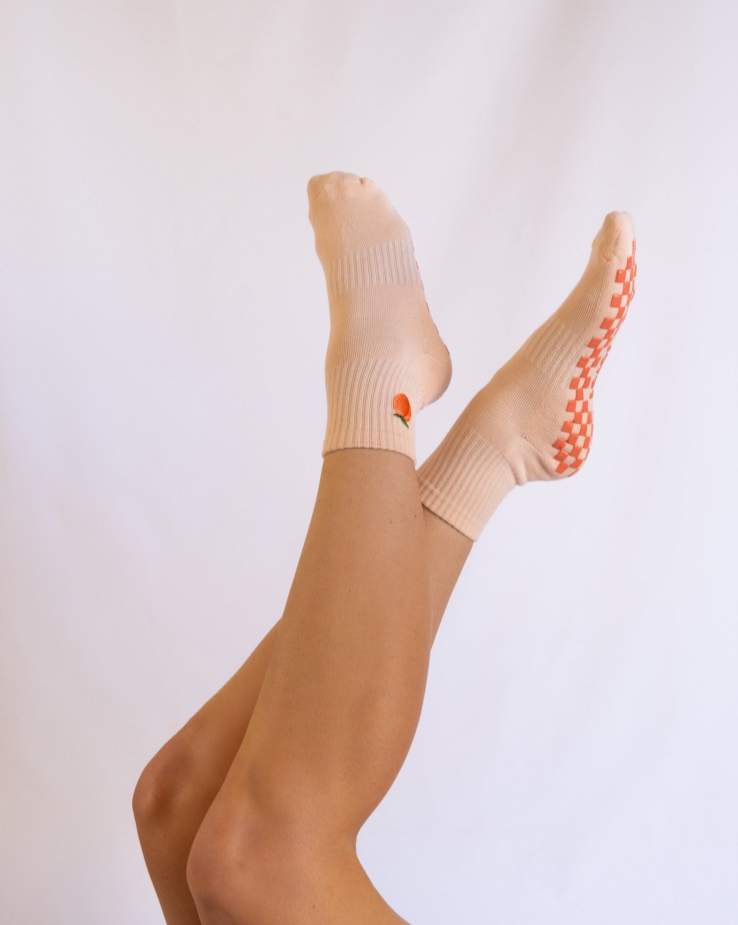 The Just Peachy Grip Sock Revel