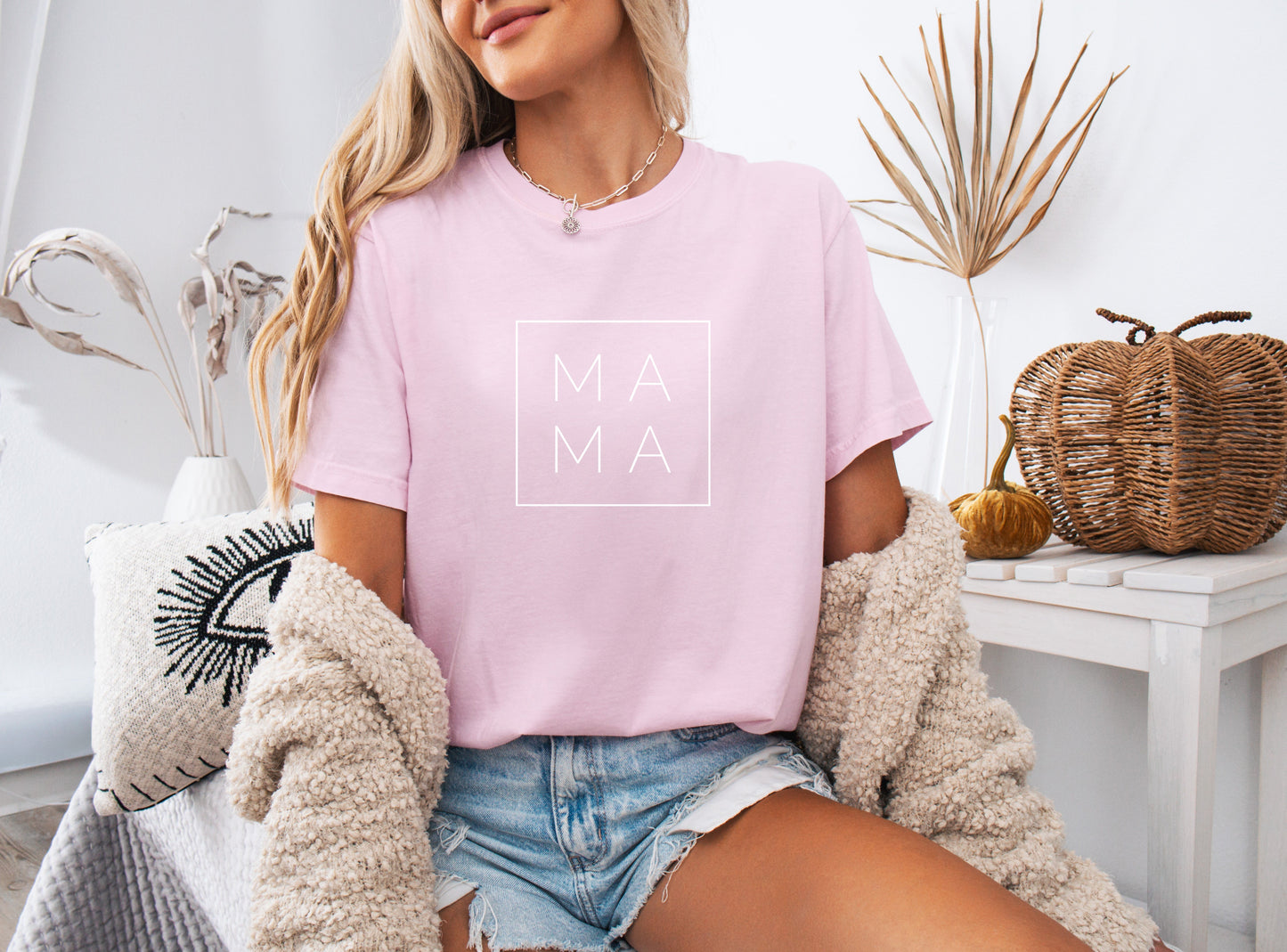 Mama Comfort Colors T Shirt (Square/Boxed) Verita Culture